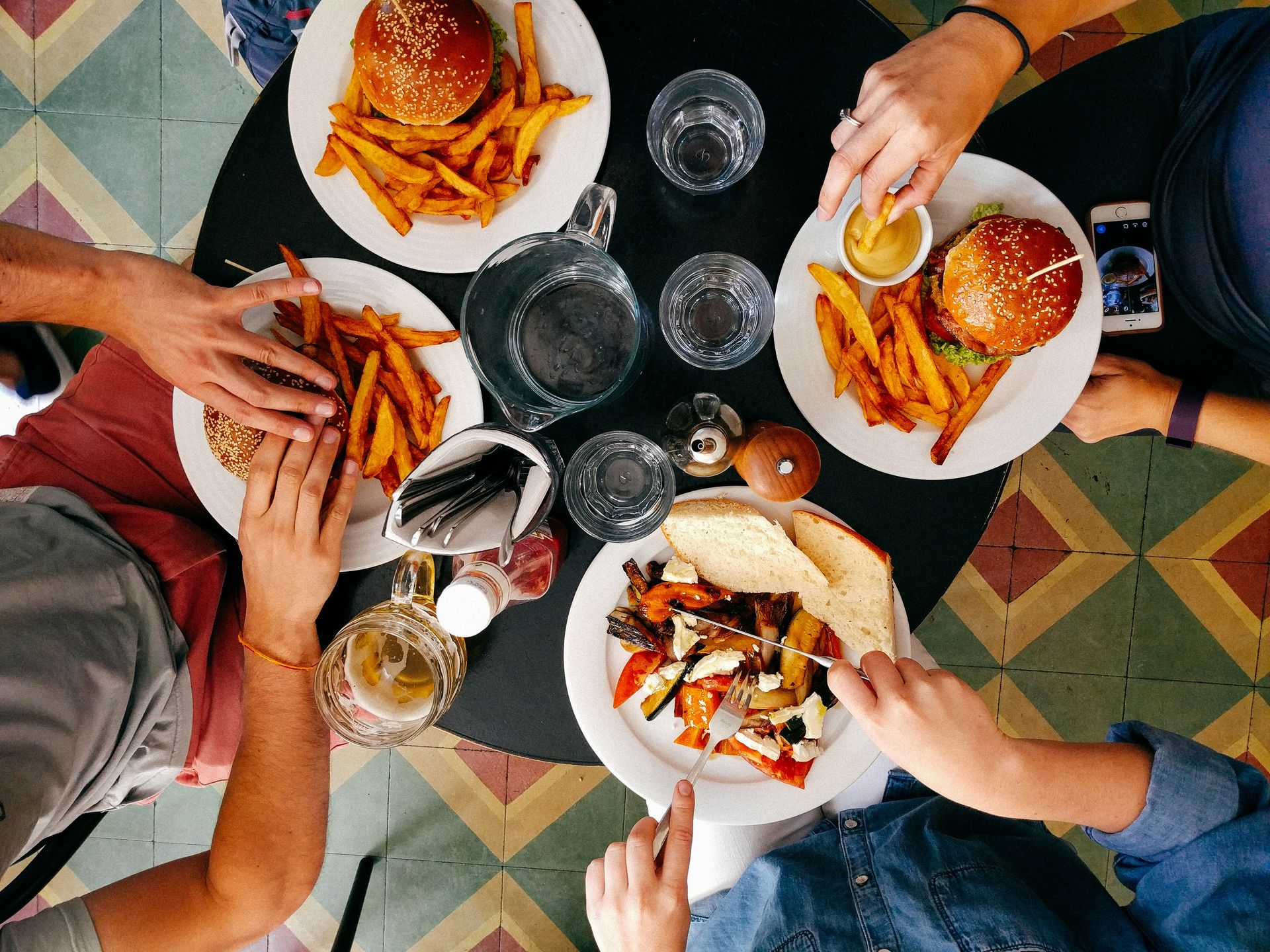 Friends eating lunch in a diner